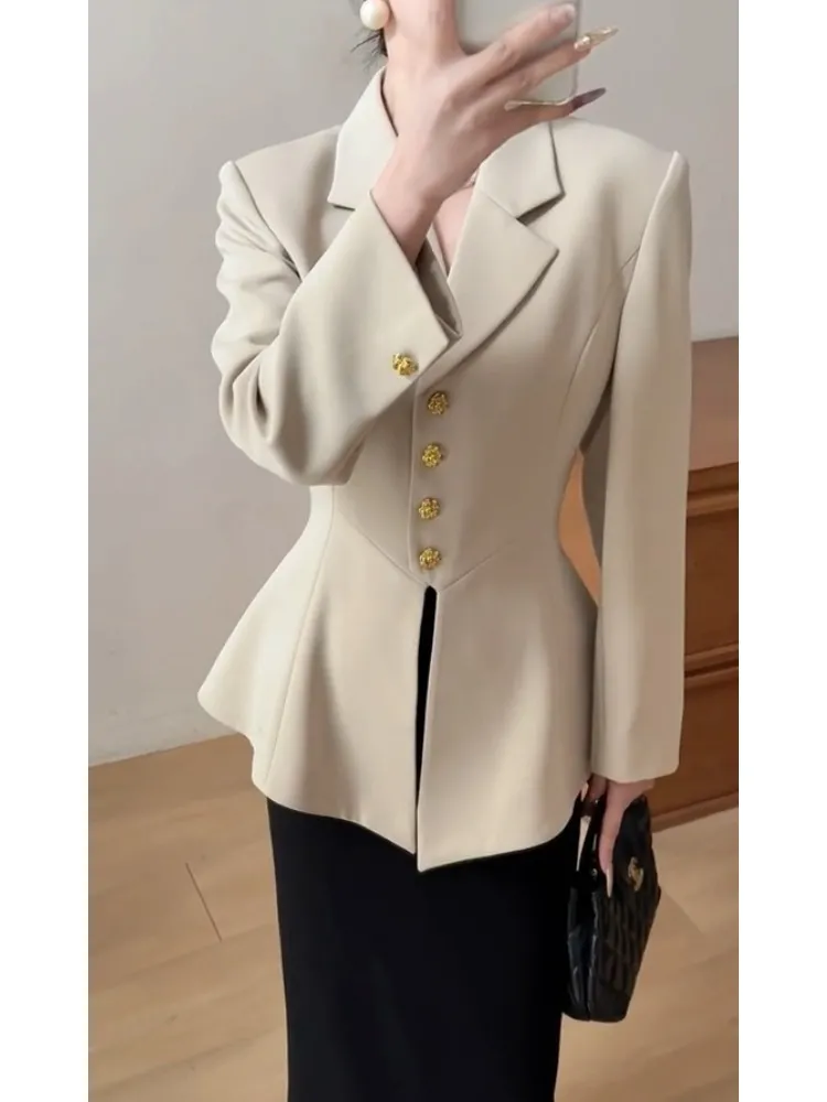 Новая весенняя одежда 2025 год – обзор и цена Winter Clothing Looks